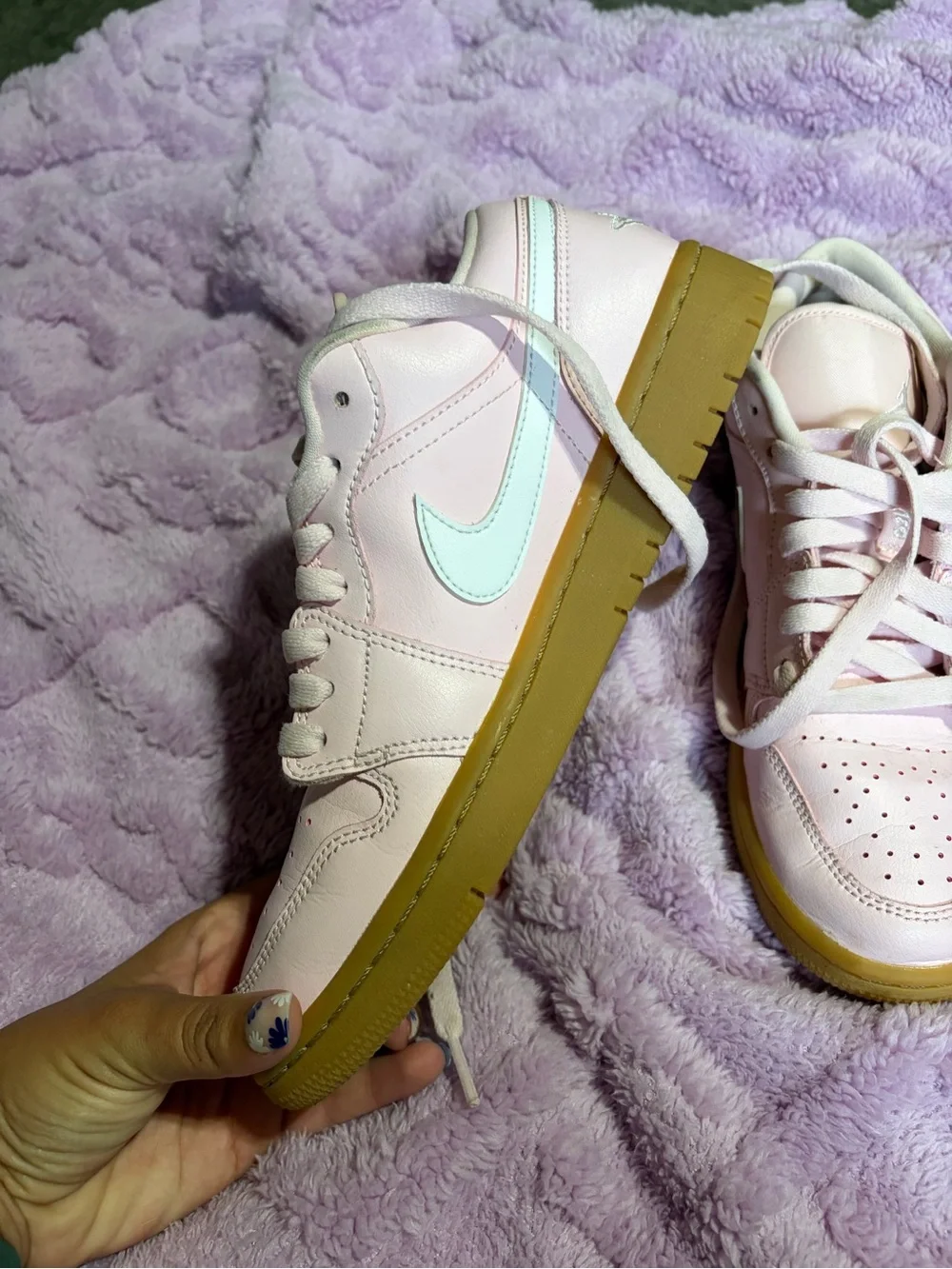 Nike soft light